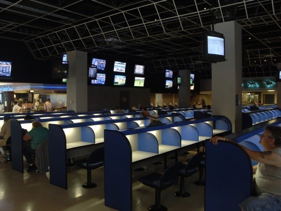 Featured Facility - Sacramento - Sacramento Satellite Wagering Facility