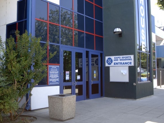 Featured Facility - Sacramento - Sacramento Satellite Wagering Facility